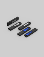 SLIM LIGHT USB BLACK 32GB - Sleek Metal Flash Drive with Illuminating Logo