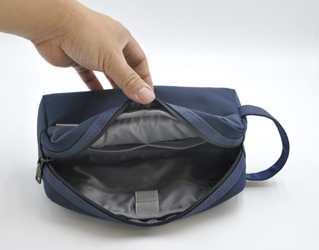 O-Pouch Modern Essentials Bag - Image 10